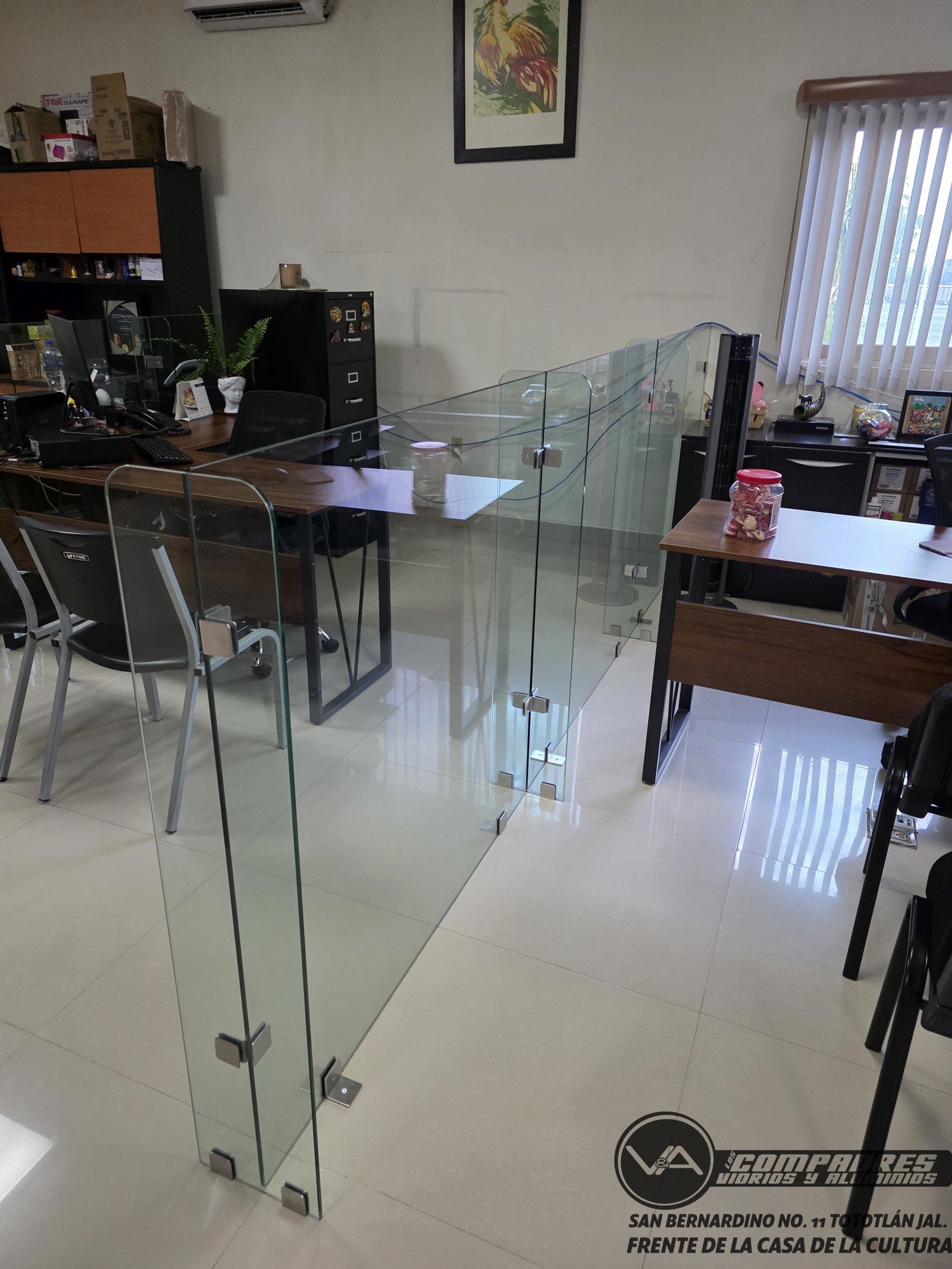 Division oficinas vidrio