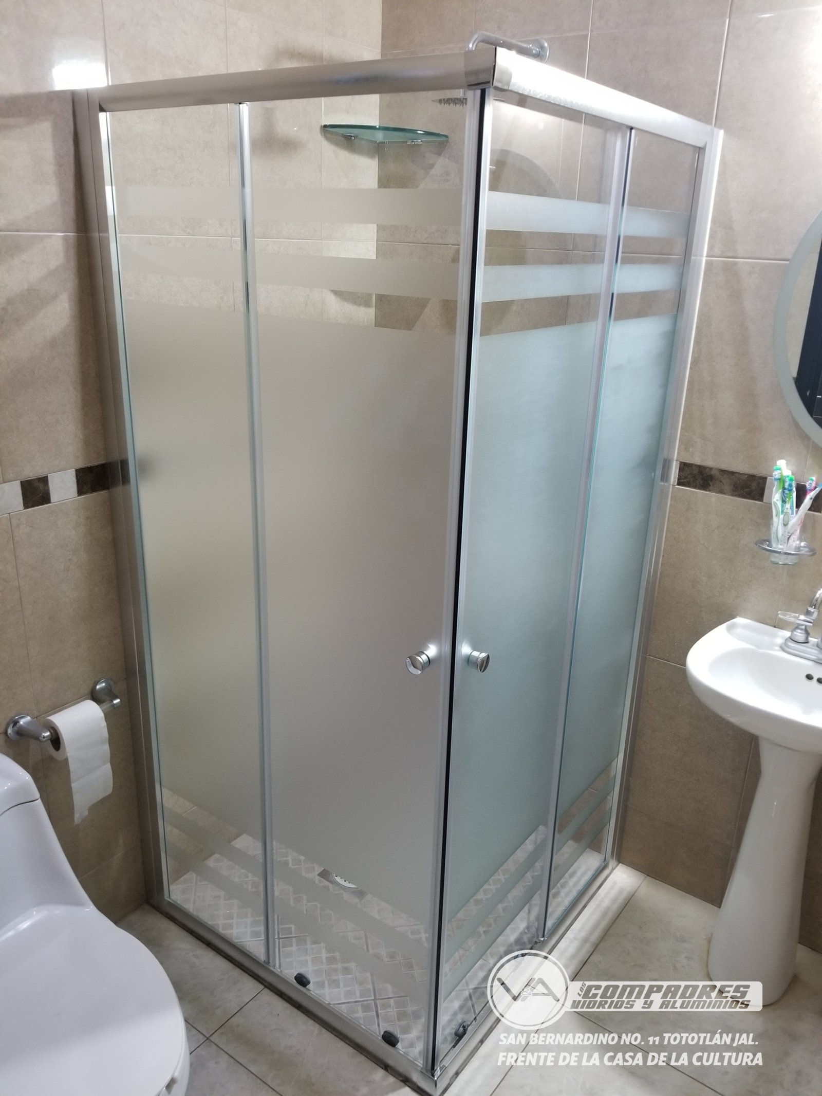 Cancel de baño en escuadra vidrio